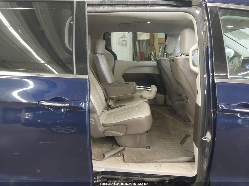CHRYSLER PACIFICA - zdjęcie 8