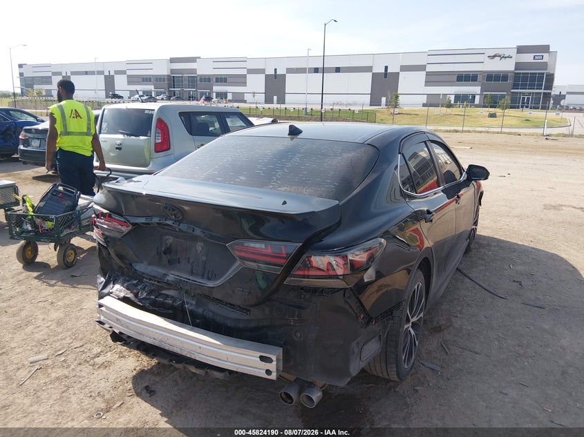 TOYOTA CAMRY - zdjęcie 4