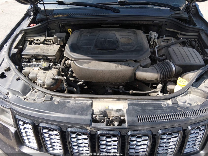 JEEP GRAND CHEROKEE - zdjęcie 10