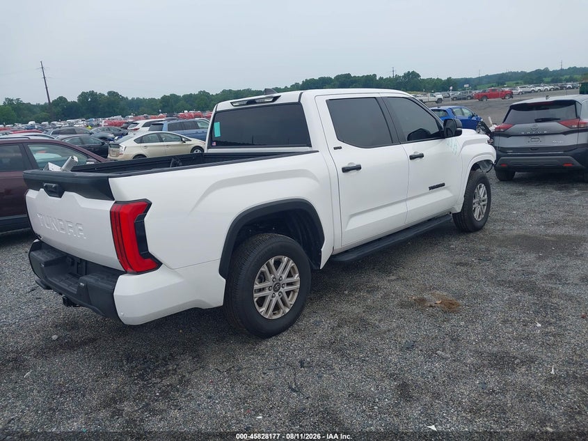 TOYOTA TUNDRA - zdjęcie 4