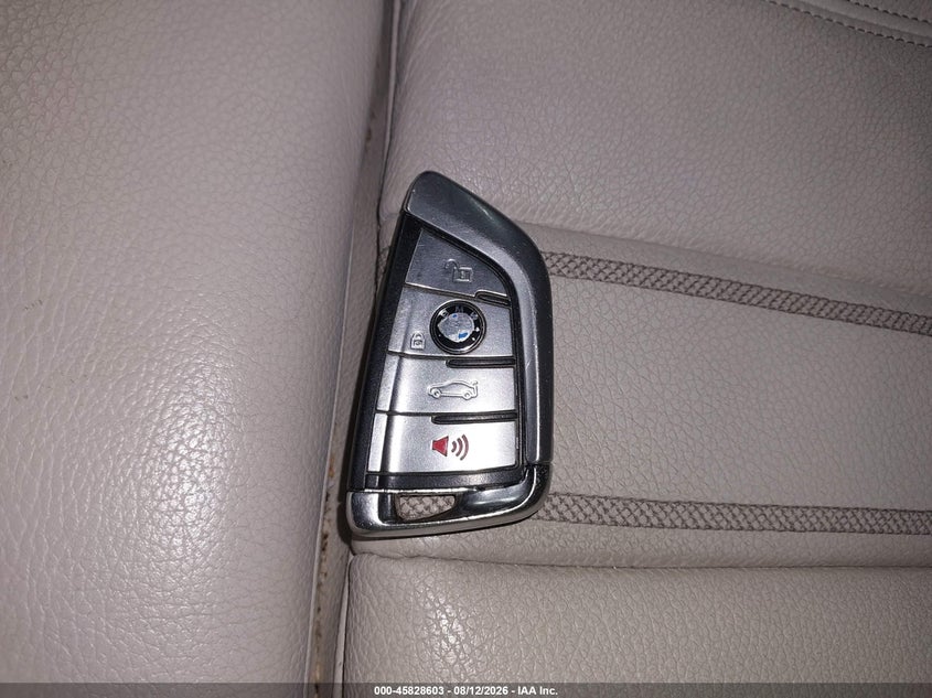 BMW 530E - zdjęcie 11