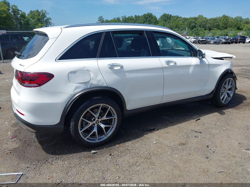 MERCEDES-BENZ GLC 300 - zdjęcie 4