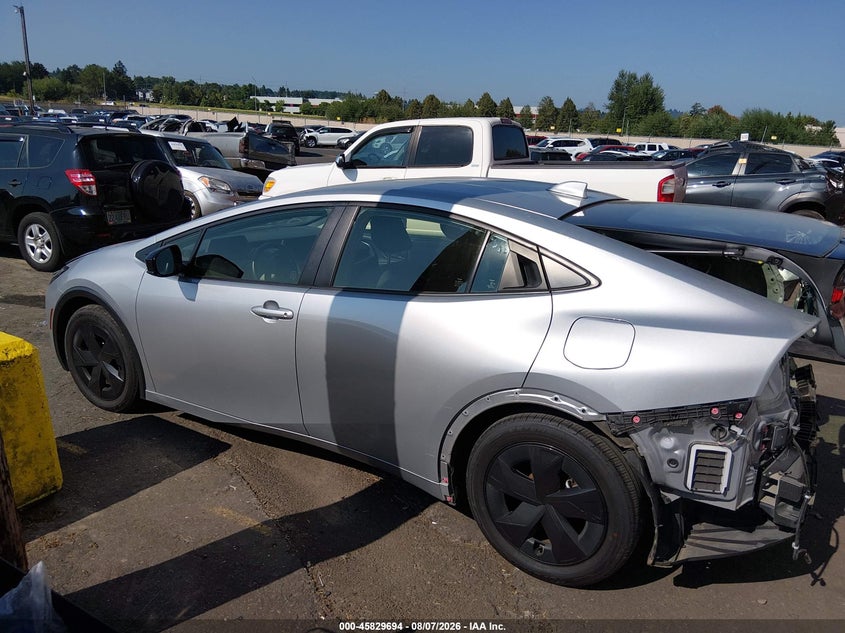 TOYOTA PRIUS - zdjęcie 15