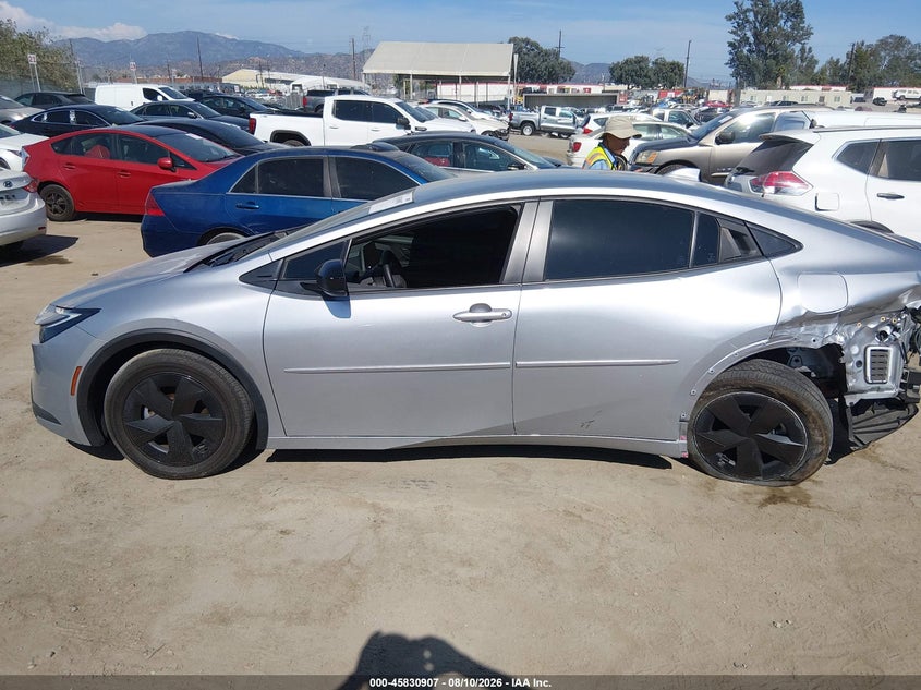 TOYOTA PRIUS - zdjęcie 14