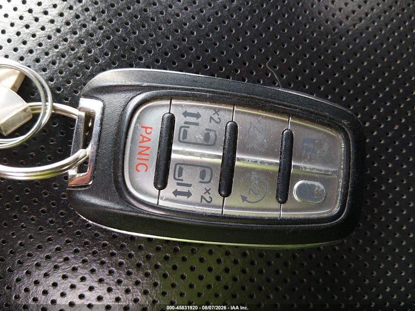 CHRYSLER PACIFICA - zdjęcie 11