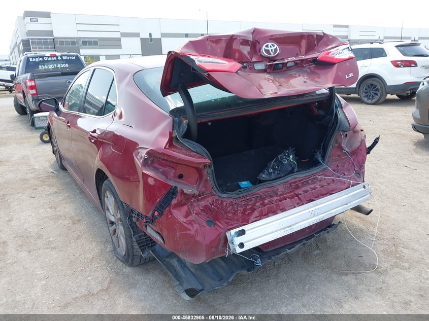 TOYOTA CAMRY - zdjęcie 3