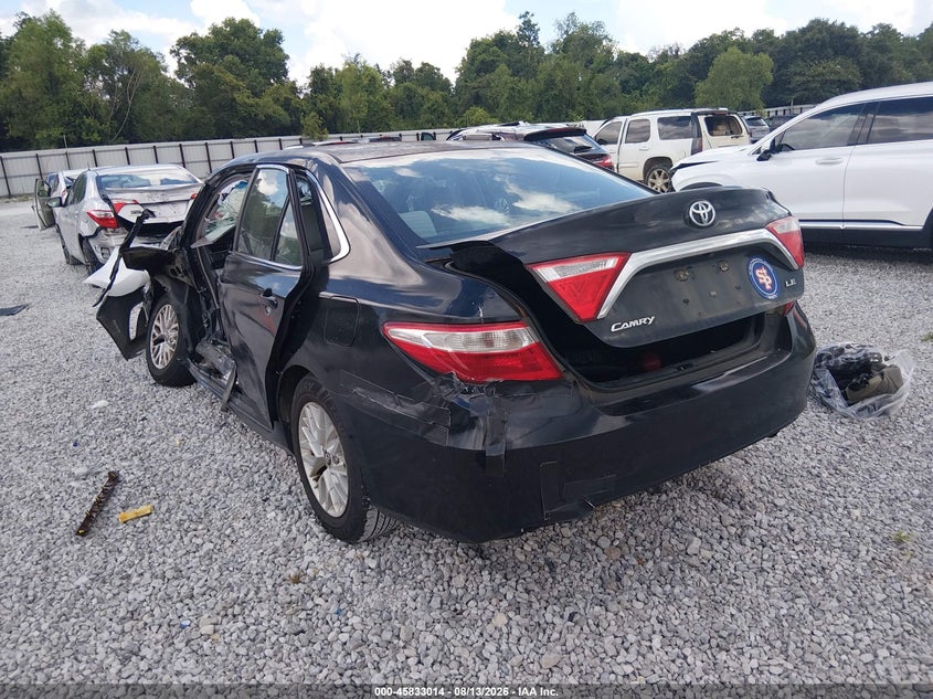TOYOTA CAMRY - zdjęcie 3