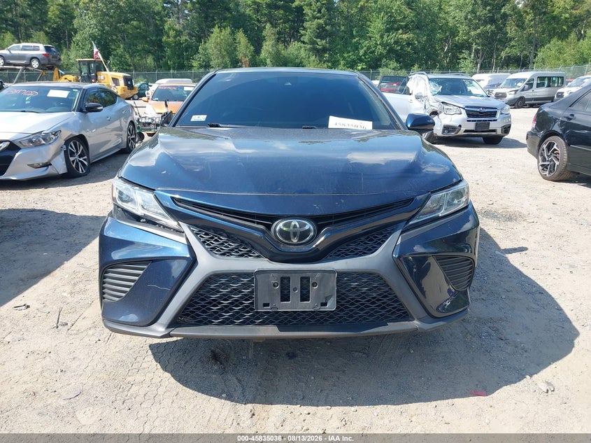 TOYOTA CAMRY - zdjęcie 13