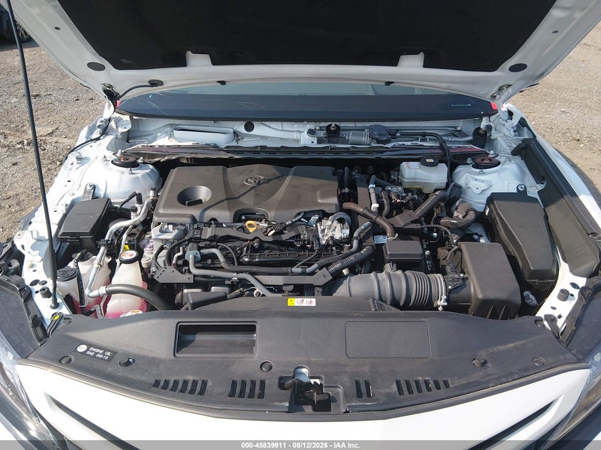 TOYOTA CAMRY - zdjęcie 10