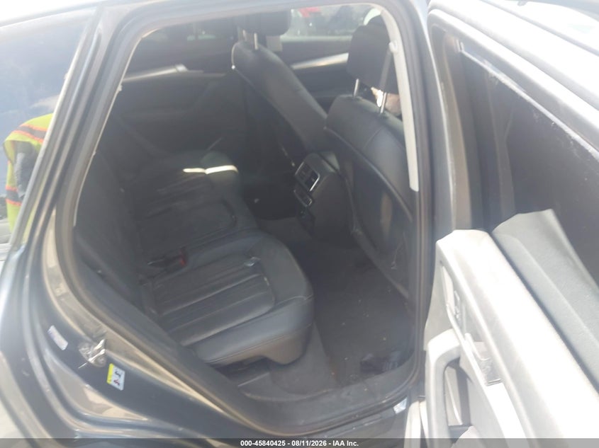 AUDI Q5 - zdjęcie 8
