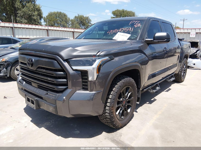 TOYOTA TUNDRA - zdjęcie 2