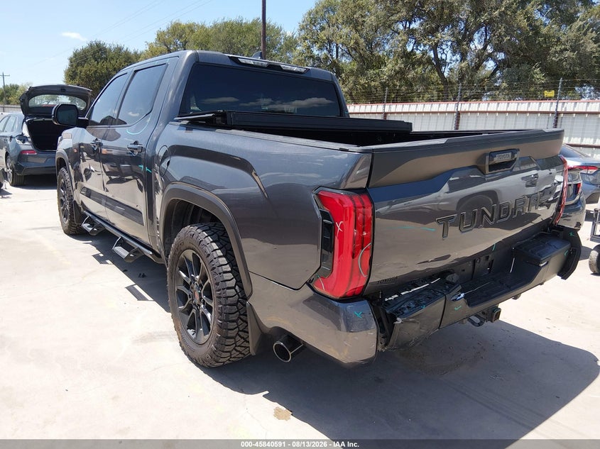 TOYOTA TUNDRA - zdjęcie 3