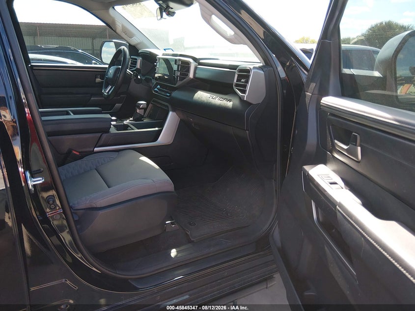TOYOTA TUNDRA - zdjęcie 5