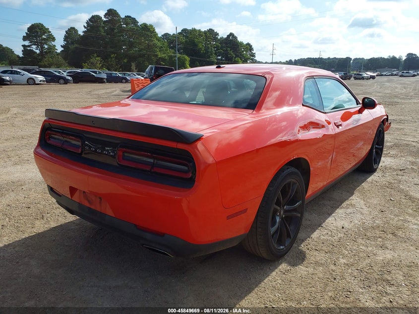 DODGE CHALLENGER - zdjęcie 4