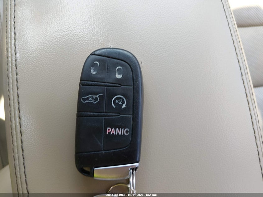 JEEP GRAND CHEROKEE - zdjęcie 11