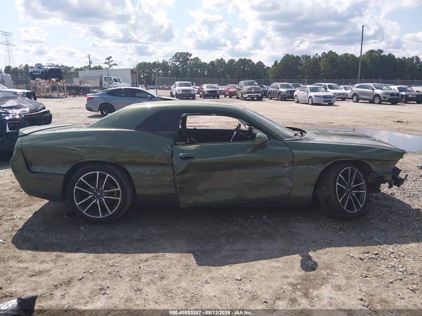 DODGE CHALLENGER - zdjęcie 13