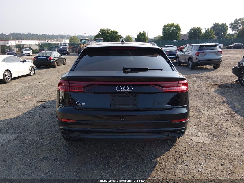 AUDI Q8 - zdjęcie 16