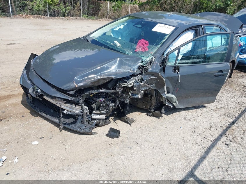 TOYOTA COROLLA - zdjęcie 2
