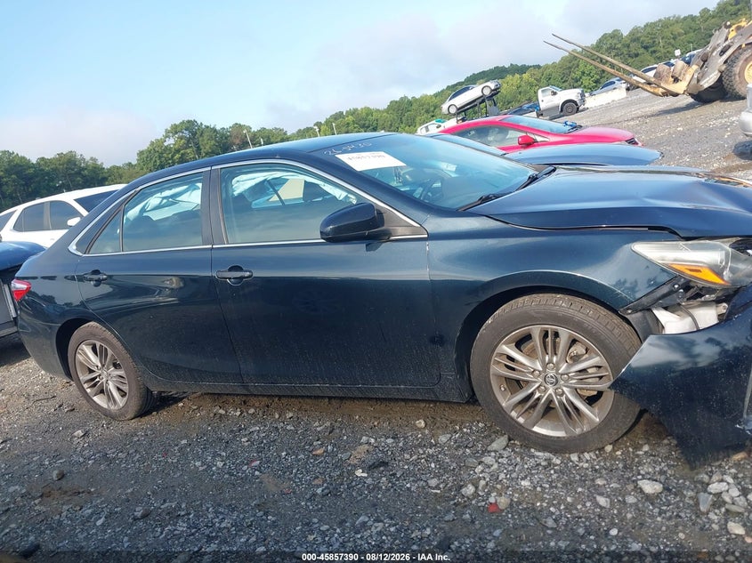 TOYOTA CAMRY - zdjęcie 13