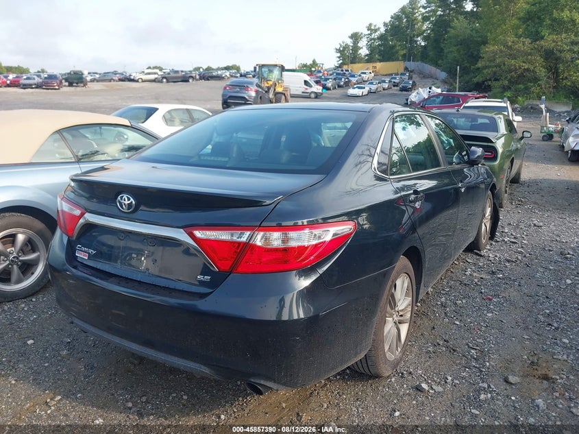 TOYOTA CAMRY - zdjęcie 4