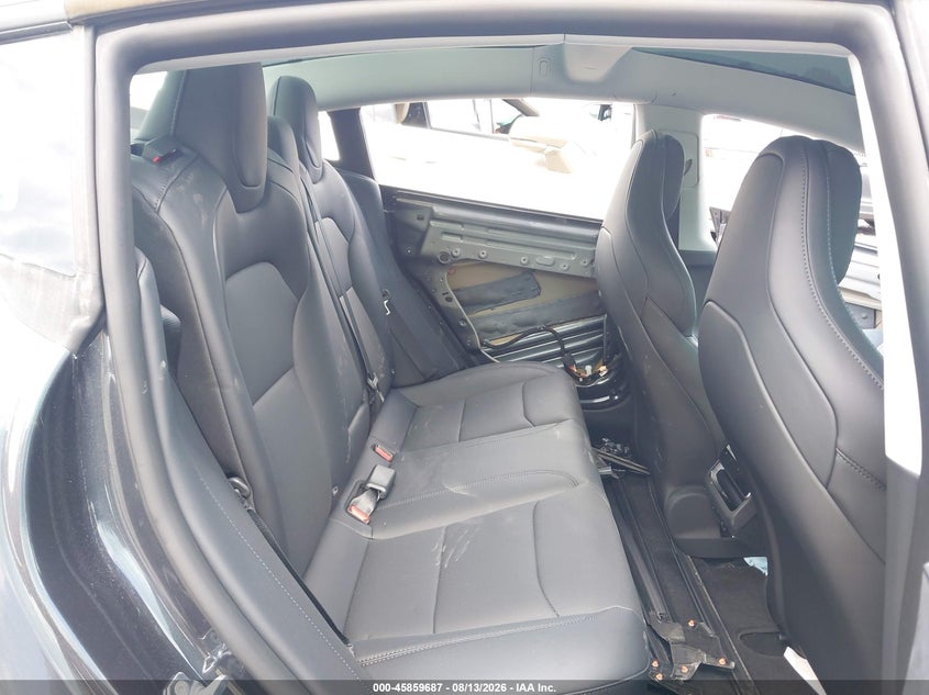TESLA MODEL 3 - zdjęcie 8