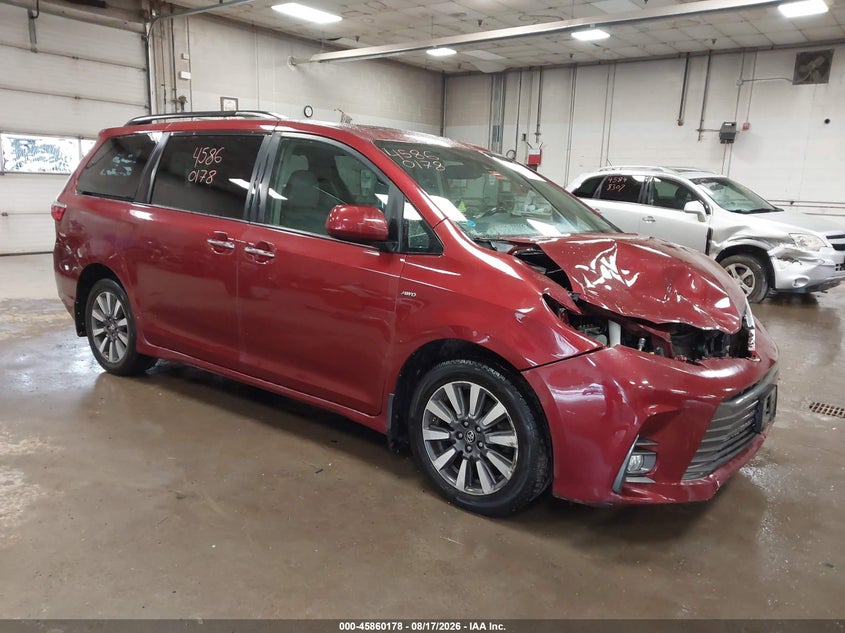 TOYOTA SIENNA - zdjęcie 1
