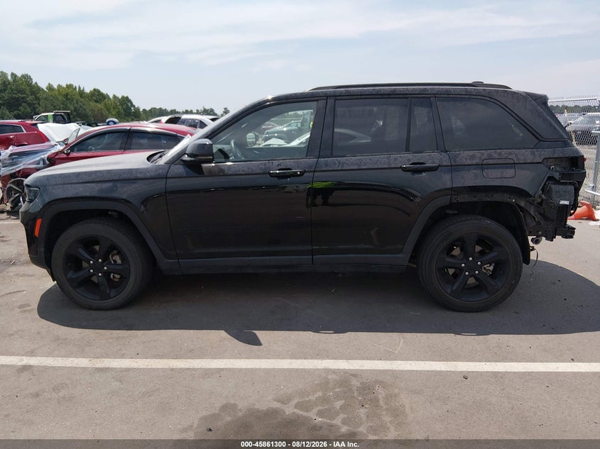 JEEP GRAND CHEROKEE - zdjęcie 14