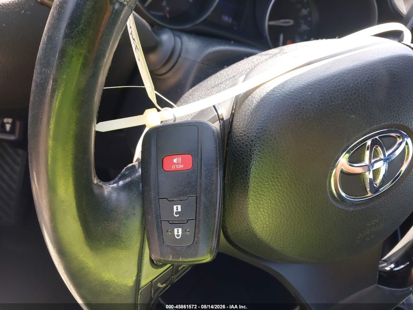 TOYOTA C-HR - zdjęcie 11