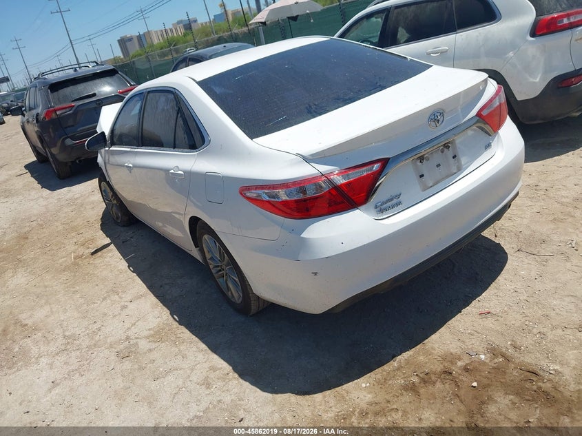 TOYOTA CAMRY - zdjęcie 3