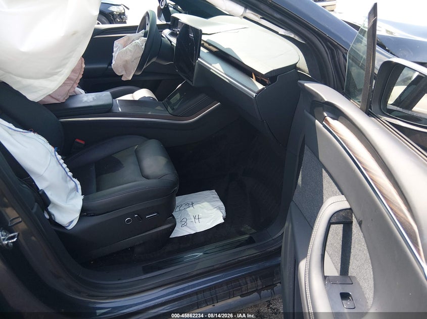 TESLA MODEL X - zdjęcie 5