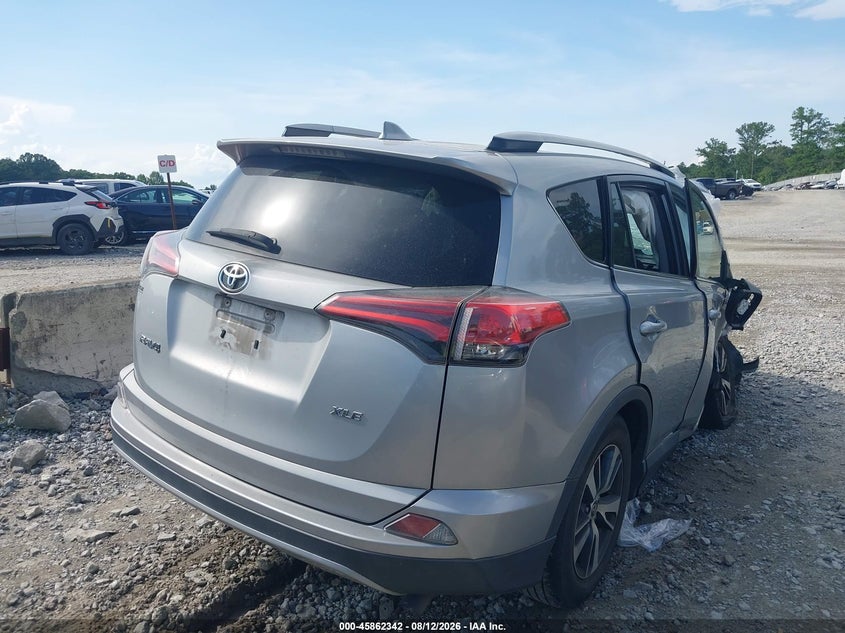 TOYOTA RAV4 - zdjęcie 4