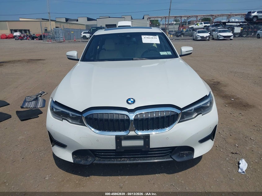 BMW 330I - zdjęcie 12