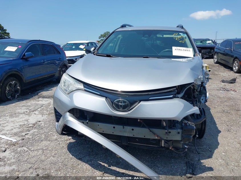 TOYOTA RAV4 - zdjęcie 13