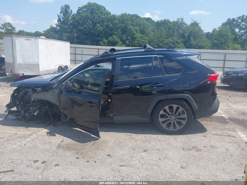 TOYOTA RAV4 - zdjęcie 14