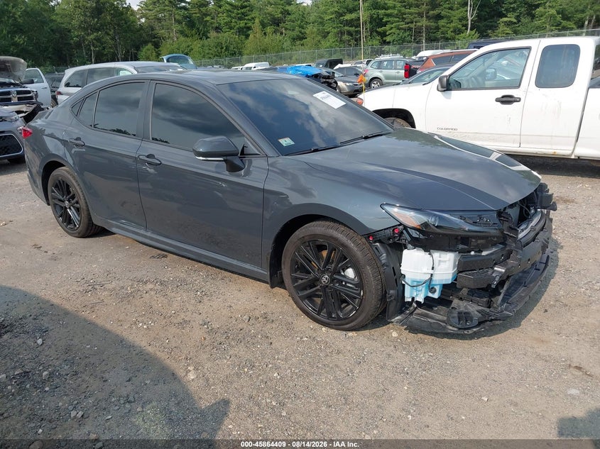 TOYOTA CAMRY - zdjęcie 1