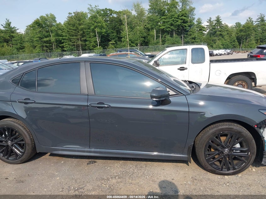 TOYOTA CAMRY - zdjęcie 14