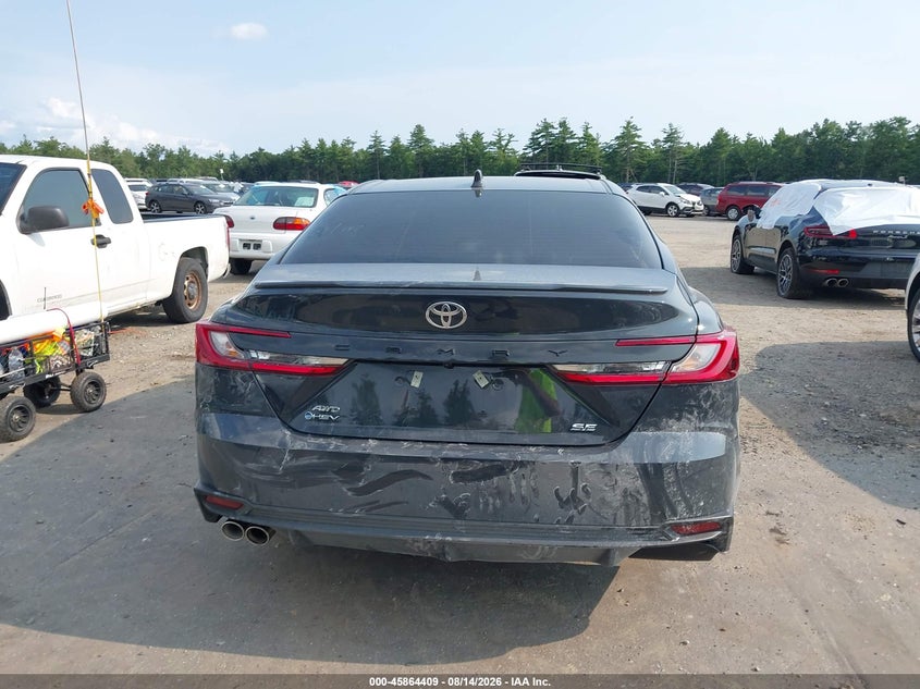 TOYOTA CAMRY - zdjęcie 17
