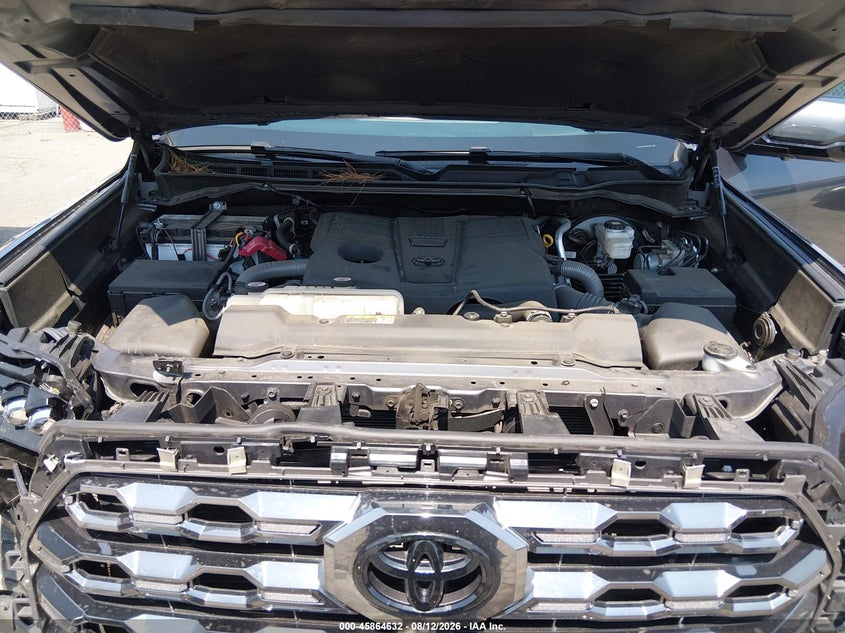 TOYOTA TUNDRA - zdjęcie 10