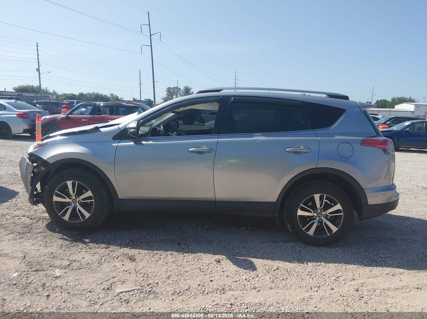 TOYOTA RAV4 - zdjęcie 14