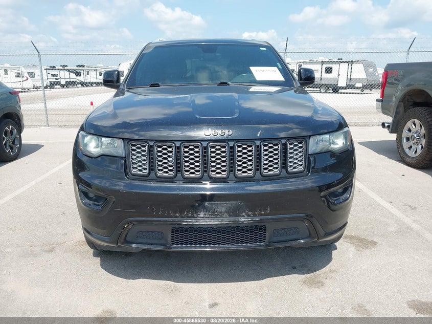 JEEP GRAND CHEROKEE - zdjęcie 12