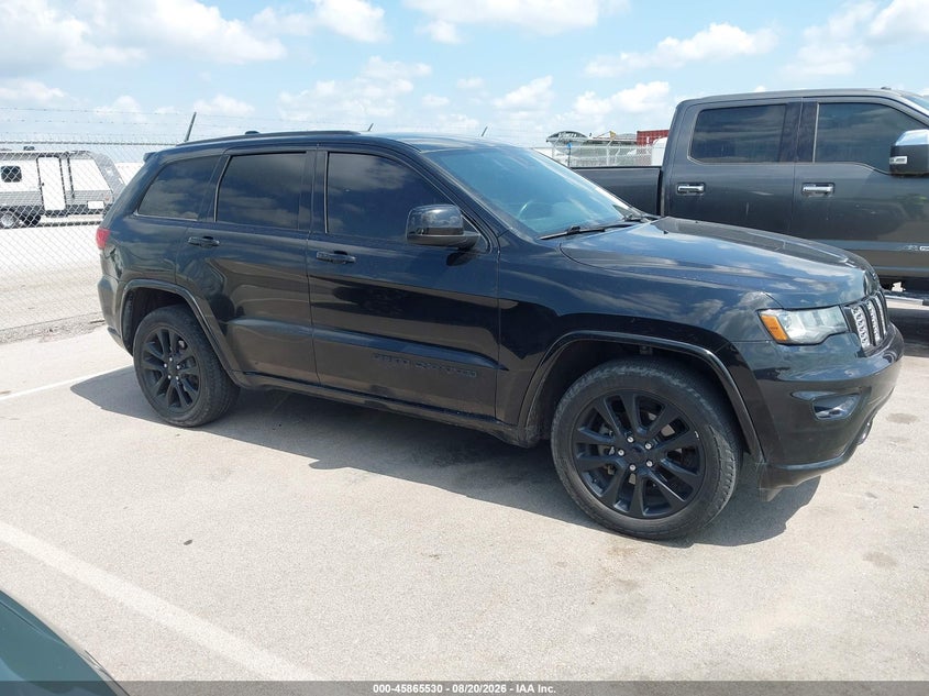 JEEP GRAND CHEROKEE - zdjęcie 13