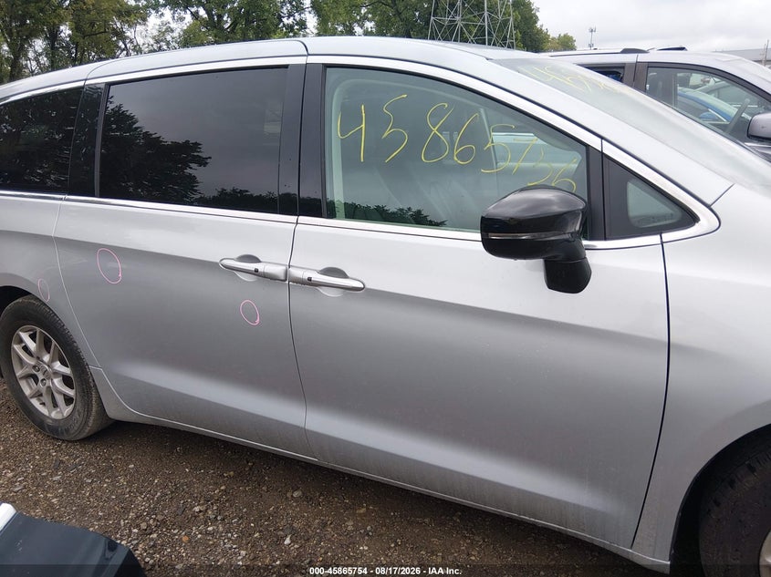 CHRYSLER PACIFICA - zdjęcie 14