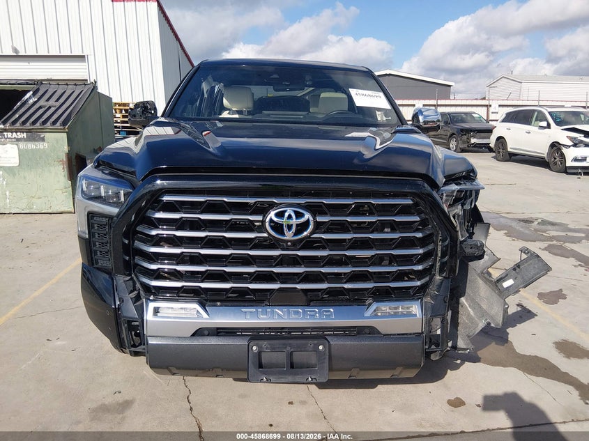 TOYOTA TUNDRA HYBRID - zdjęcie 13