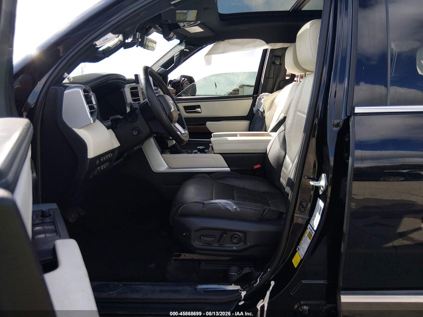 TOYOTA TUNDRA HYBRID - zdjęcie 5