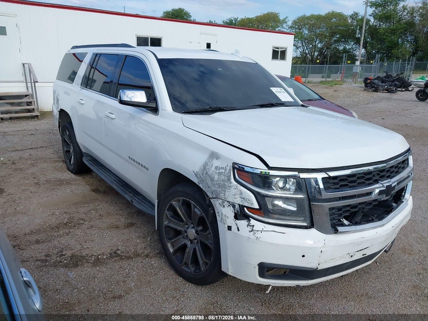 CHEVROLET SUBURBAN - zdjęcie 1