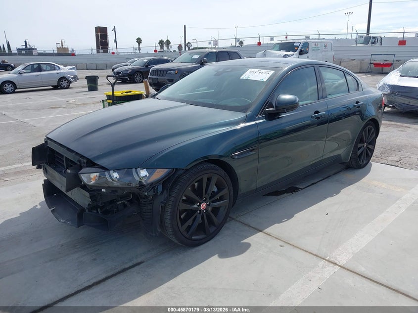 JAGUAR XE - zdjęcie 2