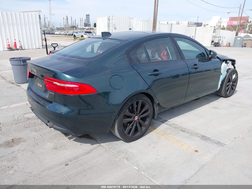 JAGUAR XE - zdjęcie 4