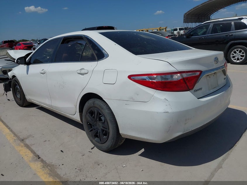 TOYOTA CAMRY - zdjęcie 3