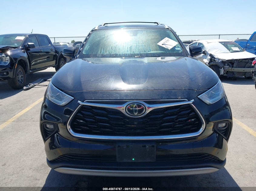 TOYOTA HIGHLANDER - zdjęcie 13