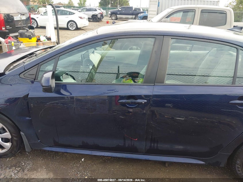 TOYOTA COROLLA - zdjęcie 15